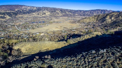 Take a look at this beautiful 1.88 acres of lot located on Fox on Oak Tree Country Club in California - for sale on GolfHomes.com, golf home, golf lot