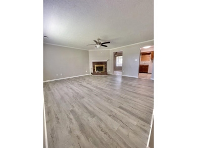 4% assumable loan available! Come enjoy GOLF COURSE LIVING on on  in Tennessee - for sale on GolfHomes.com, golf home, golf lot