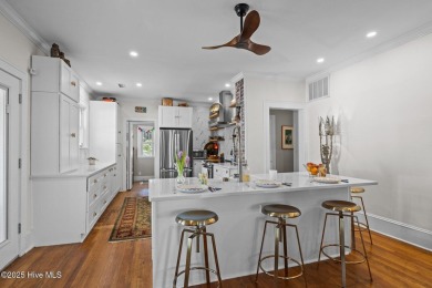 Charming Cottage in the Heart of Beaufort! Welcome home to this on North River Club in North Carolina - for sale on GolfHomes.com, golf home, golf lot