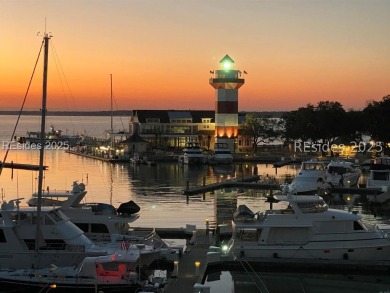 This highly sought-after Cutter Court Penthouse in the heart of on Harbour Town Golf Links in South Carolina - for sale on GolfHomes.com, golf home, golf lot