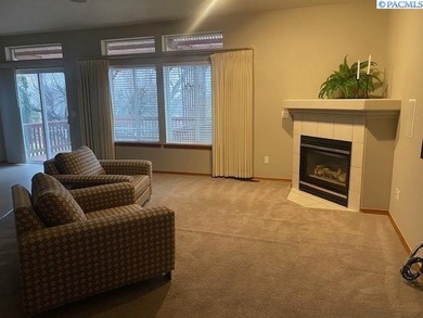 MLS# 290013 This stunning 3-bedroom home is located in a on Horn Rapids Golf Club in Washington - for sale on GolfHomes.com, golf home, golf lot