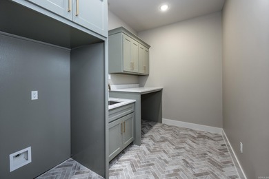 33 Mereville Place is located in one of Chenal's newest gated on Chenal Country Club - Bear Den Mountain in Arkansas - for sale on GolfHomes.com, golf home, golf lot