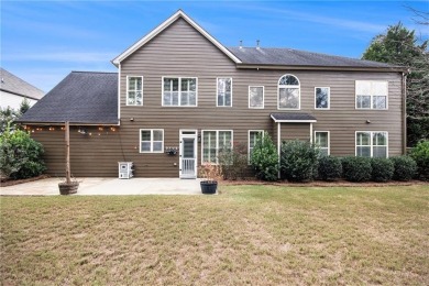 Come and take a look at this 5BR 3BA home in Mirror Lake. In on Mirror Lake Golf Club in Georgia - for sale on GolfHomes.com, golf home, golf lot