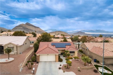 Beautifully expanded Elko model, increased from 1,179 to 1,364 on Highland Falls Golf Club in Nevada - for sale on GolfHomes.com, golf home, golf lot