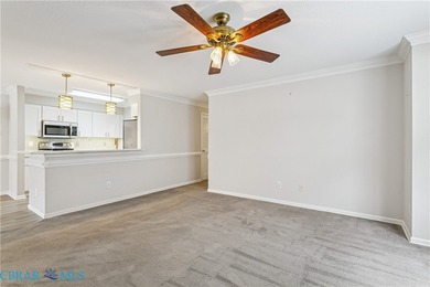 Lovely updated condo in Fairway Villas! Recent renovations on Williamsburg National Golf Club in Virginia - for sale on GolfHomes.com, golf home, golf lot