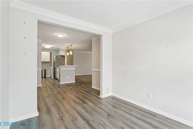 Lovely updated condo in Fairway Villas! Recent renovations on Williamsburg National Golf Club in Virginia - for sale on GolfHomes.com, golf home, golf lot