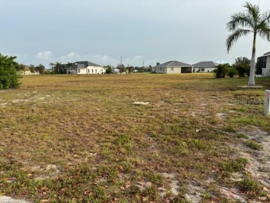 Welcome to beautiful Burnt Store Lakes! This wonderful oversized on Burnt Store Golf Club in Florida - for sale on GolfHomes.com, golf home, golf lot