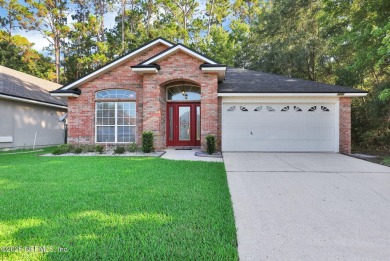Great 3 Bedroom 2 bath home in Fleming Island Plantation! Roof on Golf Club At Fleming Island in Florida - for sale on GolfHomes.com, golf home, golf lot