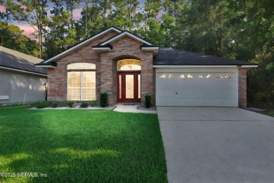 Great 3 Bedroom 2 bath home in Fleming Island Plantation! Roof on Golf Club At Fleming Island in Florida - for sale on GolfHomes.com, golf home, golf lot