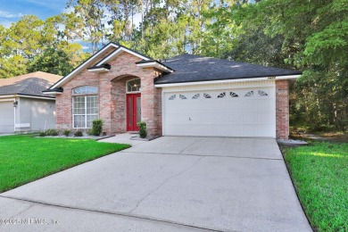 Great 3 Bedroom 2 bath home in Fleming Island Plantation! Roof on Golf Club At Fleming Island in Florida - for sale on GolfHomes.com, golf home, golf lot