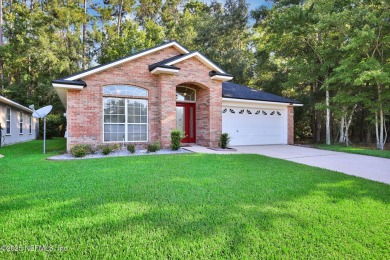 Great 3 Bedroom 2 bath home in Fleming Island Plantation! Roof on Golf Club At Fleming Island in Florida - for sale on GolfHomes.com, golf home, golf lot