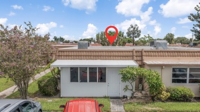 Gorgeous 1BR/1BA Accessible Villa in King's Point Golf & Country on Kings Point Golf - Executive in Florida - for sale on GolfHomes.com, golf home, golf lot