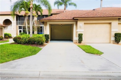 GOLF 36 HOLES BEFORE DINNER & ENJOY THE BEST 19TH HOLE IN on Olde Hickory Golf and Country Club in Florida - for sale on GolfHomes.com, golf home, golf lot