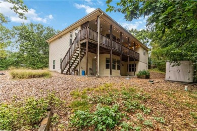 Welcome to 3 Par Lane in Bella Vista! This beautifully on Bella Vista - Metfield Golf Complex and Country Club in Arkansas - for sale on GolfHomes.com, golf home, golf lot