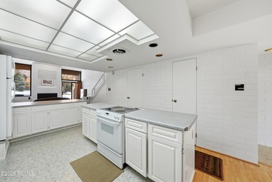 Rare end unit on the Park City 18 hole golf course that allows on Park Meadows Country Club in Utah - for sale on GolfHomes.com, golf home, golf lot