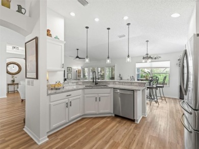 Spacious 3/2 Juniper in Sunset Pointe with Enclosed Lanai on The Links of Spruce Creek in Florida - for sale on GolfHomes.com, golf home, golf lot