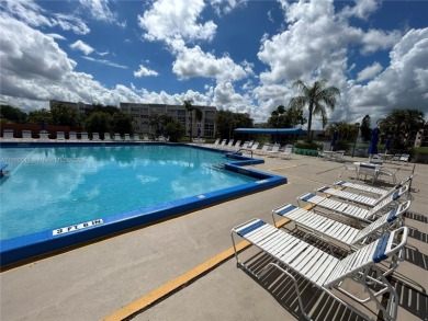 BEAUTIFULLY remodeled 3 bedroom 2 bathroom first floor unit (no on Sunrise Lakes Phase IV Golf Course in Florida - for sale on GolfHomes.com, golf home, golf lot