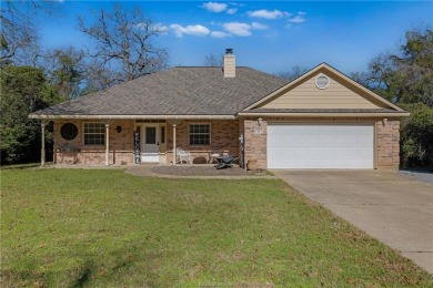 Welcome to 6 Gary Player Lane, a charming 3-bedroom, 2-bathroom on Hilltop Lakes Resort Golf Club in Texas - for sale on GolfHomes.com, golf home, golf lot