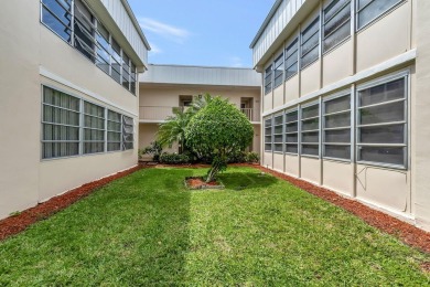 MOTIVATED SELLER!!! Just listed Rare Luxury 2 Bed/2 Bath 2nd on Kings Point Golf -Flanders Way in Florida - for sale on GolfHomes.com, golf home, golf lot