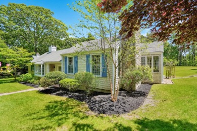 17 Oakdale Drive is perfectly positioned between Edgartown on Edgartown Golf Club in Massachusetts - for sale on GolfHomes.com, golf home, golf lot