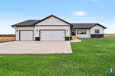 ***Stunning New Construction Home on a Peaceful 1-Acre Country on Madison Golf and Country Club in South Dakota - for sale on GolfHomes.com, golf home, golf lot