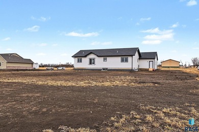 ***Stunning New Construction Home on a Peaceful 1-Acre Country on Madison Golf and Country Club in South Dakota - for sale on GolfHomes.com, golf home, golf lot