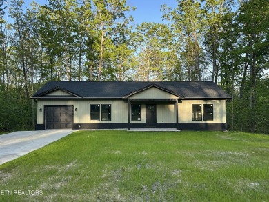 **SELLER OFFERING $5,000 TOWARDS BUYER'S CLOSING COSTS/OR on Lake Tansi Village Country Club in Tennessee - for sale on GolfHomes.com, golf home, golf lot