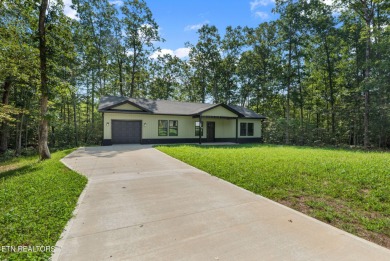 **SELLER OFFERING $5,000 TOWARDS BUYER'S CLOSING COSTS/OR on Lake Tansi Village Country Club in Tennessee - for sale on GolfHomes.com, golf home, golf lot