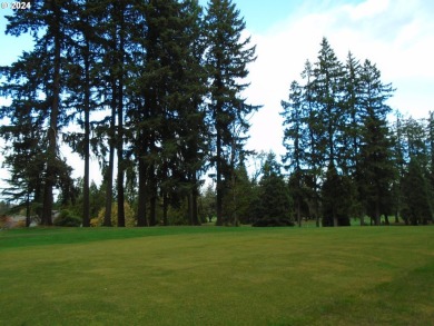 Mid-century modern ranch style home located on the 14th hole of on Club Green Meadows in Washington - for sale on GolfHomes.com, golf home, golf lot