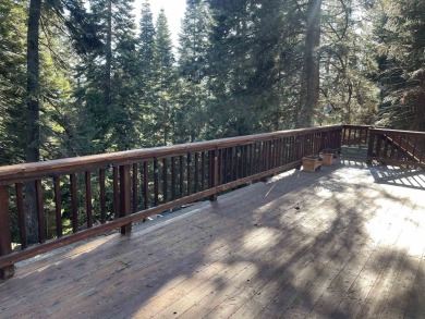 This wonderfully updated 3-bedroom, 2-bathroom home is nestled on Lake Almanor Country Club in California - for sale on GolfHomes.com, golf home, golf lot