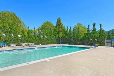 Enjoy Country Club Living!! Mint Lower End Unit In 55 + Section on Gull Haven Golf Club in New York - for sale on GolfHomes.com, golf home, golf lot