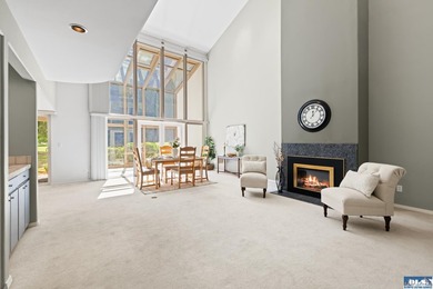 Welcome to this beautiful 2-bedroom + den, 2-bath condo in the on  in Washington - for sale on GolfHomes.com, golf home, golf lot