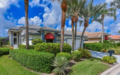 Friendly country club living.  Screened pool perfect for on Stonebridge Golf and Country Club in Florida - for sale on GolfHomes.com, golf home, golf lot