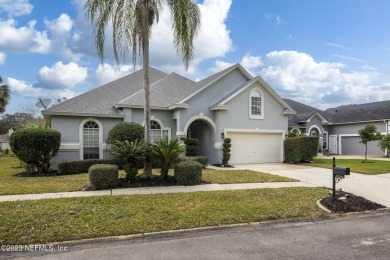 Final Price reduction or Owner says to Rent! Seller financing on Windsor Parke Golf Club in Florida - for sale on GolfHomes.com, golf home, golf lot