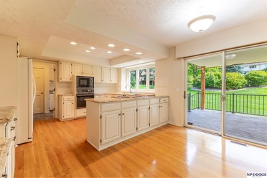 Tim Salzbrenner, M: , tsalzbrenner,   - Enjoy resort-style on Oak Hills Country Club in Nebraska - for sale on GolfHomes.com, golf home, golf lot