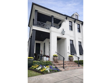 Homes with this kind of setting don't come around often. Located on Les Vieux Chenes Golf Course in Louisiana - for sale on GolfHomes.com, golf home, golf lot