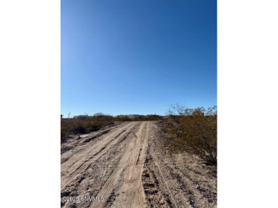 Embrace the opportunity to create your dream home on this on Picacho Hills Country Club in New Mexico - for sale on GolfHomes.com, golf home, golf lot