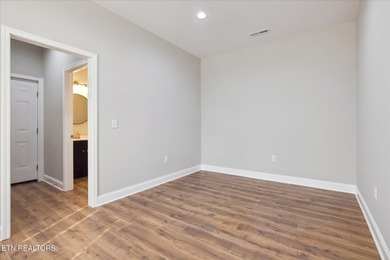 Stunning 3-bedroom, 3-bathroom home in Jefferson City, just on Patriot Hills Golf Club in Tennessee - for sale on GolfHomes.com, golf home, golf lot