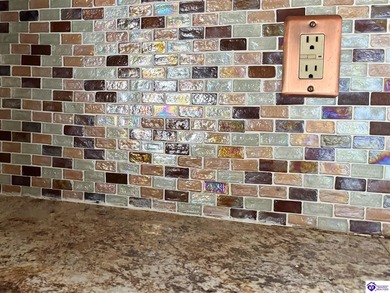 Highly motivated seller -- bring us an offer! AS IS Located in on Doe Valley Country Club in Kentucky - for sale on GolfHomes.com, golf home, golf lot