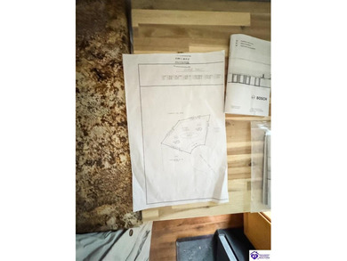 Highly motivated seller -- bring us an offer! AS IS Located in on Doe Valley Country Club in Kentucky - for sale on GolfHomes.com, golf home, golf lot