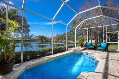 Under contract-accepting backup offers. Step into this on Palm Aire Country Club of Sarasota in Florida - for sale on GolfHomes.com, golf home, golf lot