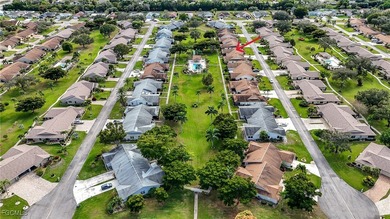 Impeccably renovated and move-in ready, this elegant villa is on Whiskey Creek Country Club in Florida - for sale on GolfHomes.com, golf home, golf lot