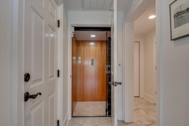 OWNER IS TRANSFERRING - BRING ALL OFFERS! Welcome to this on Mount Vintage Plantation and Golf Club  in South Carolina - for sale on GolfHomes.com, golf home, golf lot