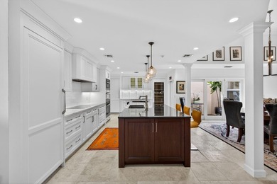 Incredible opportunity in coveted Jonathans Landing Country on Jonathans Landing Golf Club in Florida - for sale on GolfHomes.com, golf home, golf lot