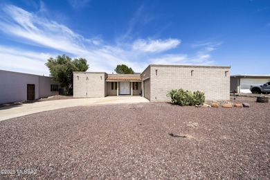 Rare Eastside golf-front home with no HOA, located along the on Rolling Hills Golf Course in Arizona - for sale on GolfHomes.com, golf home, golf lot
