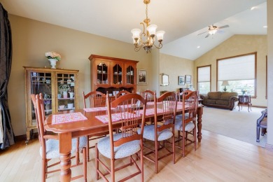 Lovely 2 Level Executive Home in the Desirable Fox View Estates! on Fox Ridge Golf Course - Champion in Montana - for sale on GolfHomes.com, golf home, golf lot