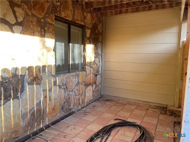 BEAUTIFUL MODERN DUPLEX STYLE TOWNHOUSE....SELLING BOTH SIDES - on Apple Rock Golf Course - Horseshoe Bay in Texas - for sale on GolfHomes.com, golf home, golf lot