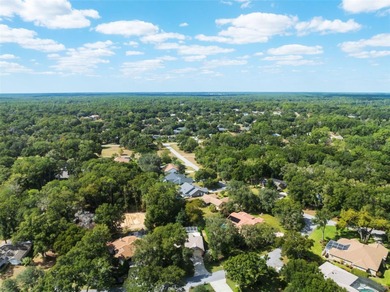 One or more photo(s) has been virtually staged. This beautiful on Rainbow Springs Golf and Country Club in Florida - for sale on GolfHomes.com, golf home, golf lot