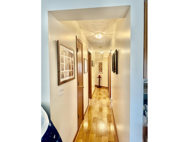 Exquisite year round Lakeview upper level condo located in on Woodson Bend Resort in Kentucky - for sale on GolfHomes.com, golf home, golf lot