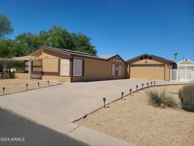 Extraordinarily upgraded 3 bed/2 bath on a large corner cul de on Sun Lakes Country Club in Arizona - for sale on GolfHomes.com, golf home, golf lot